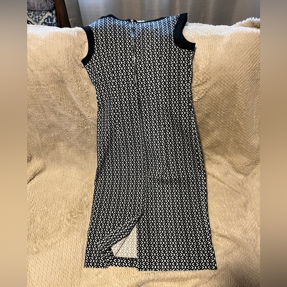 Melanie Lyne Black & White Dress - Picture 2 of 5